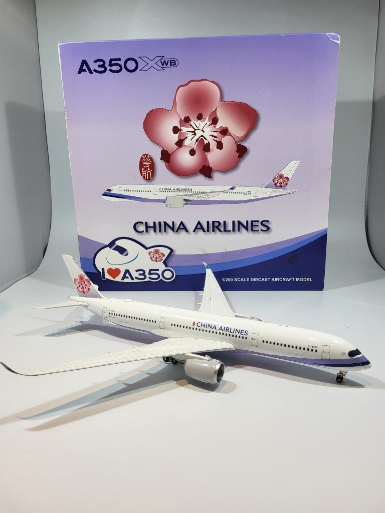 JC Wings 1:200 China Airlines B-18905 Airbus A350-900