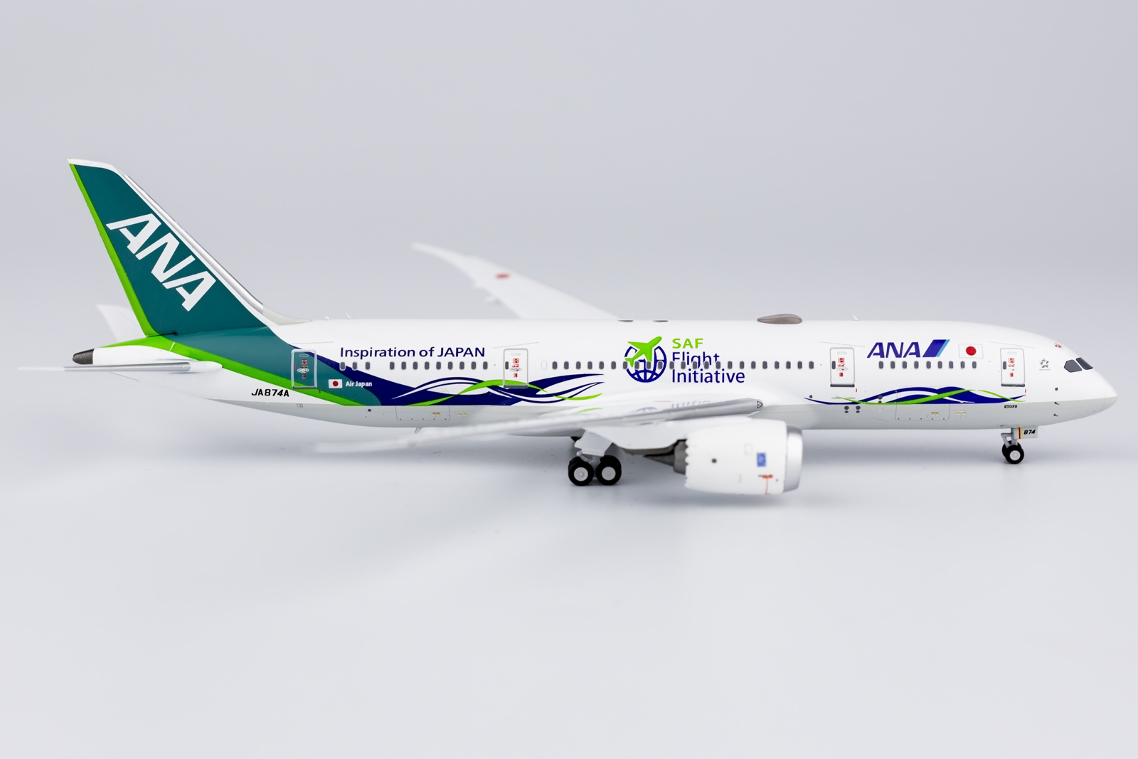 NG Models 1:400 ANA All Nippon Airways JA874A Boeing 787-8 