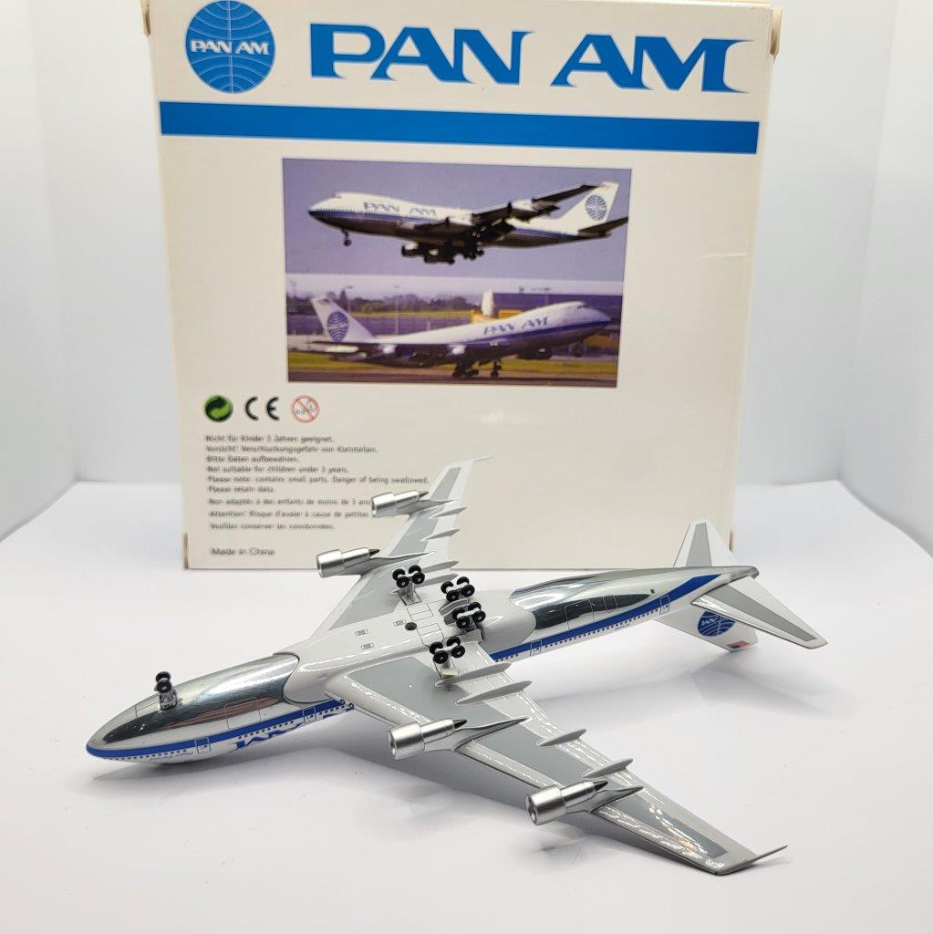 Pan Am Models / Aeroclassics 1:400 Pan American World Airways 